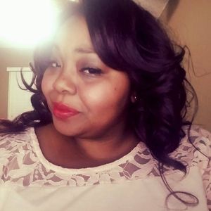 Meet your Posher, Joi